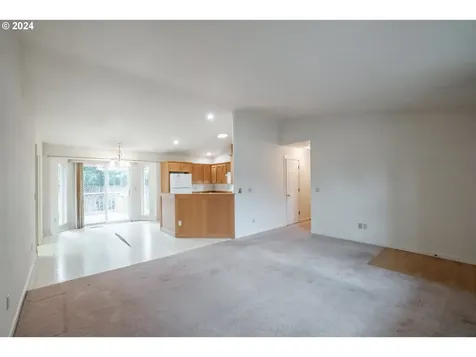 22 N 5th Street Lebanon OR 97355