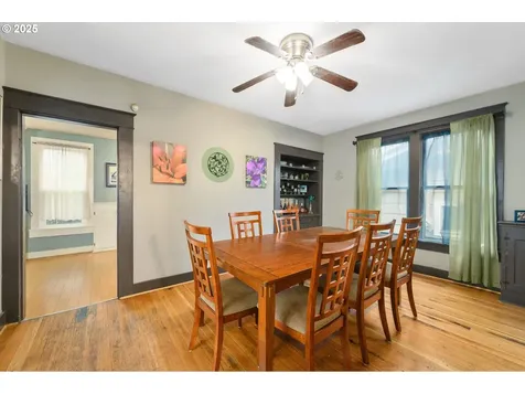 7127 NE 10th Avenue Portland OR 97211