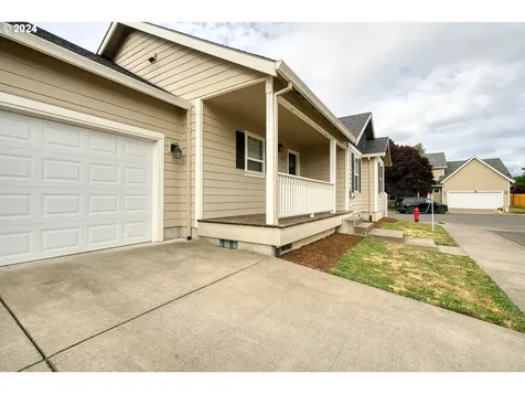 217 Nw Sagan Loop Sheridan OR 97378