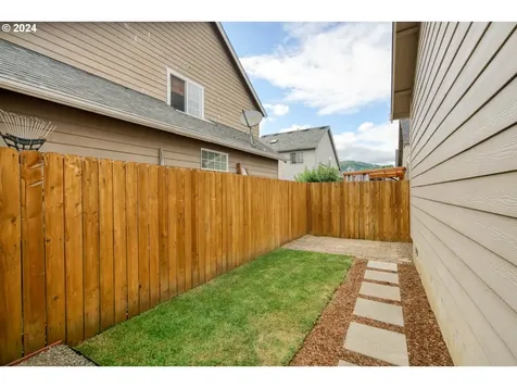 217 Nw Sagan Loop Sheridan OR 97378