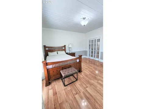 224 S Molalla Avenue Molalla OR 97038