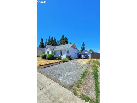 224 S Molalla Avenue Molalla OR 97038