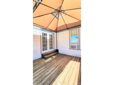 224 S Molalla Avenue Molalla OR 97038