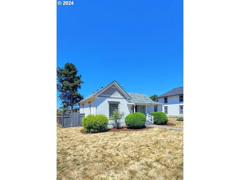 224 S Molalla Avenue Molalla OR 97038