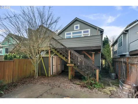 3626 NE 10th Avenue Portland OR 97212