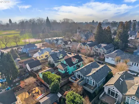 3626 NE 10th Avenue Portland OR 97212