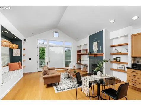 3626 NE 10th Avenue Portland OR 97212