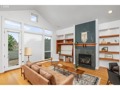 3626 NE 10th Avenue Portland OR 97212