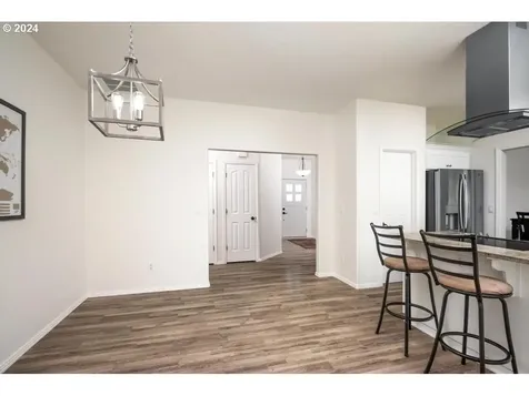 581 Se 9th Avenue Canby OR 97013