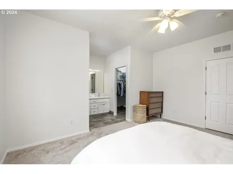 581 Se 9th Avenue Canby OR 97013