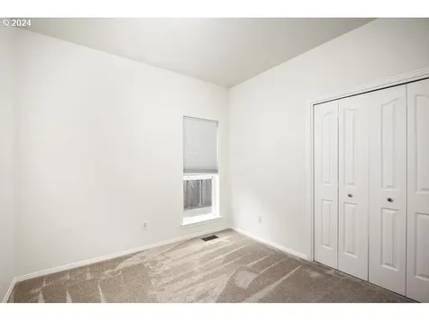 581 Se 9th Avenue Canby OR 97013