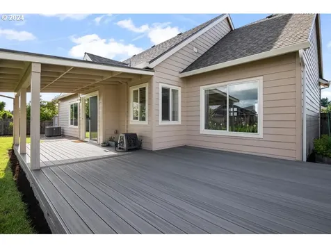 581 Se 9th Avenue Canby OR 97013