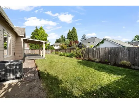 581 Se 9th Avenue Canby OR 97013