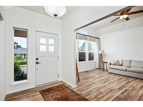 581 Se 9th Avenue Canby OR 97013