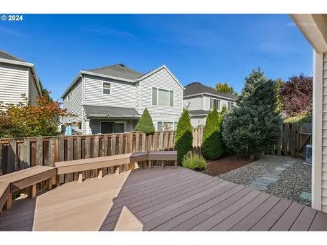 4333 NW Moon Valley Terrace Beaverton OR 97006