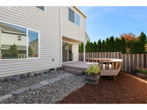 4333 NW Moon Valley Terrace Beaverton OR 97006
