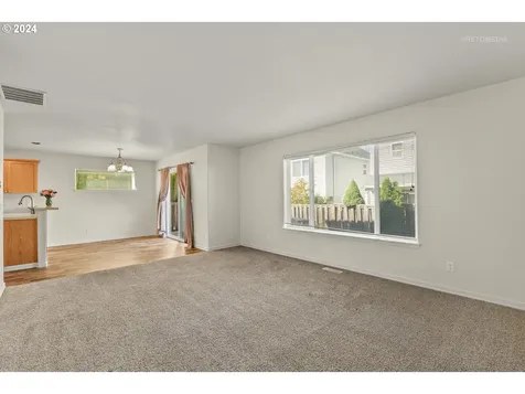 4333 NW Moon Valley Terrace Beaverton OR 97006