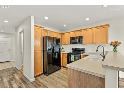 4333 NW Moon Valley Terrace Beaverton OR 97006