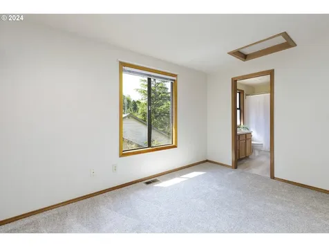 11905 Sw 34th Avenue Portland OR 97219