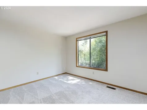 11905 Sw 34th Avenue Portland OR 97219