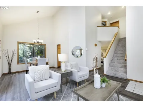 11905 Sw 34th Avenue Portland OR 97219