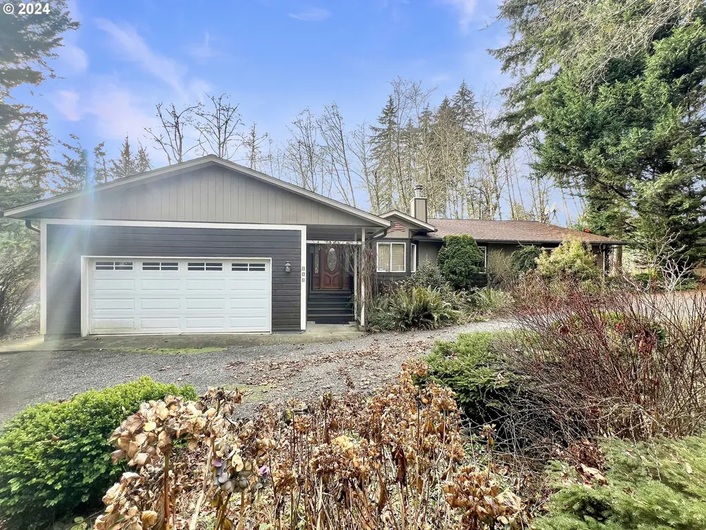 431 Melton Road Castle Rock WA 98611