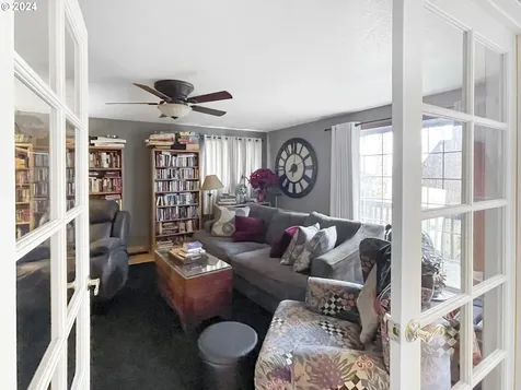 431 Melton Road Castle Rock WA 98611