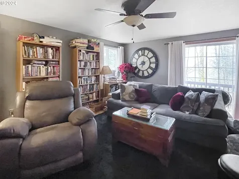 431 Melton Road Castle Rock WA 98611