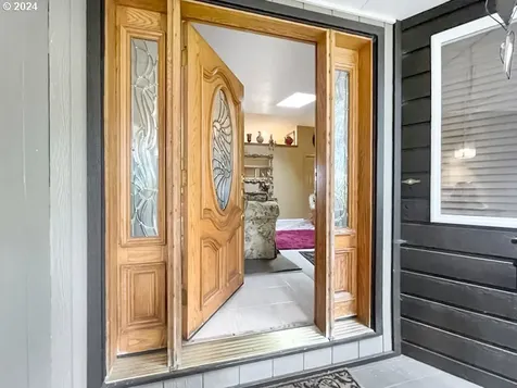 431 Melton Road Castle Rock WA 98611