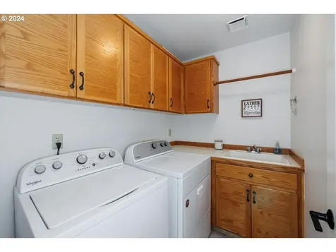 10707 Sw Heron Circle Beaverton OR 97007