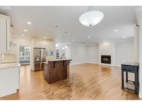 14203 Se Pine Court Portland OR 97233