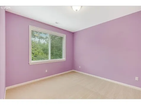 14203 Se Pine Court Portland OR 97233