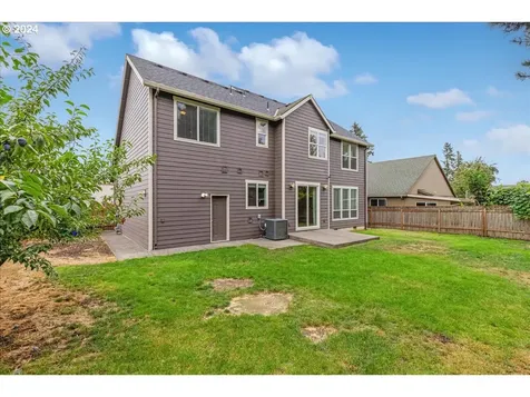 14203 Se Pine Court Portland OR 97233