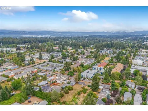 14203 Se Pine Court Portland OR 97233