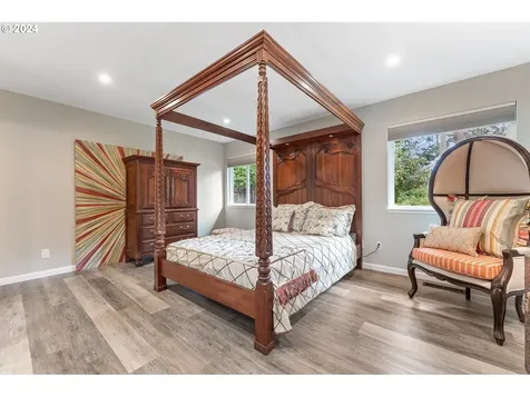 15860 Sw Highland Court Portland OR 97224