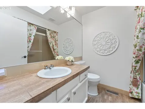 15860 Sw Highland Court Portland OR 97224