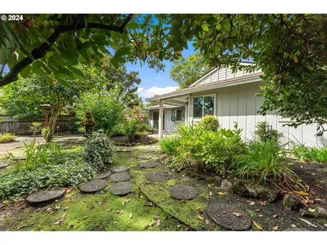 15860 Sw Highland Court Portland OR 97224