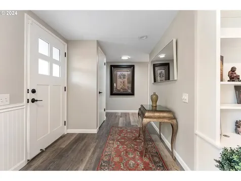 15860 Sw Highland Court Portland OR 97224