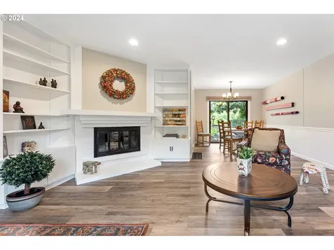 15860 Sw Highland Court Portland OR 97224