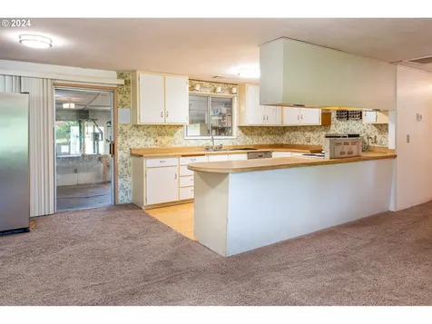 25683 Perkins Road Veneta OR 97487