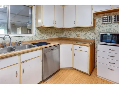 25683 Perkins Road Veneta OR 97487