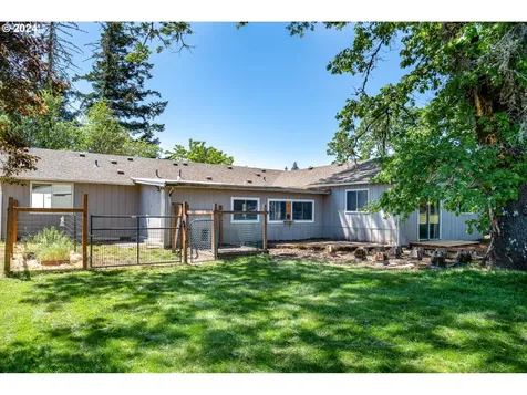 25683 Perkins Road Veneta OR 97487