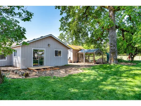 25683 Perkins Road Veneta OR 97487