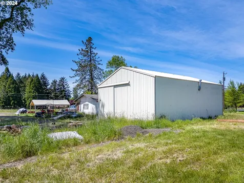 25683 Perkins Road Veneta OR 97487