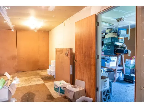 25683 Perkins Road Veneta OR 97487