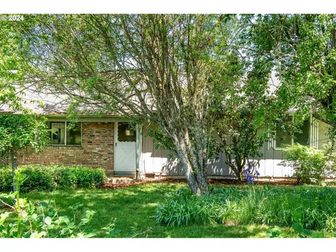 25683 Perkins Road Veneta OR 97487