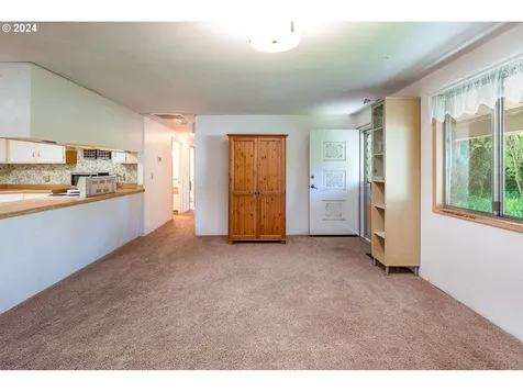 25683 Perkins Road Veneta OR 97487