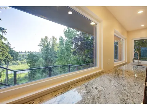 2111 NW 138th Street Vancouver WA 98685