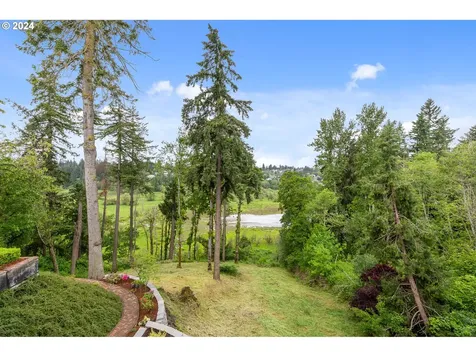 2111 NW 138th Street Vancouver WA 98685