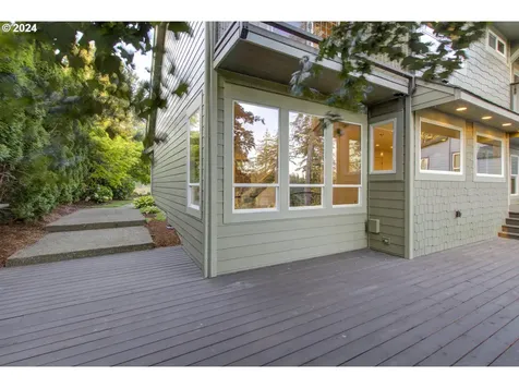 2111 NW 138th Street Vancouver WA 98685